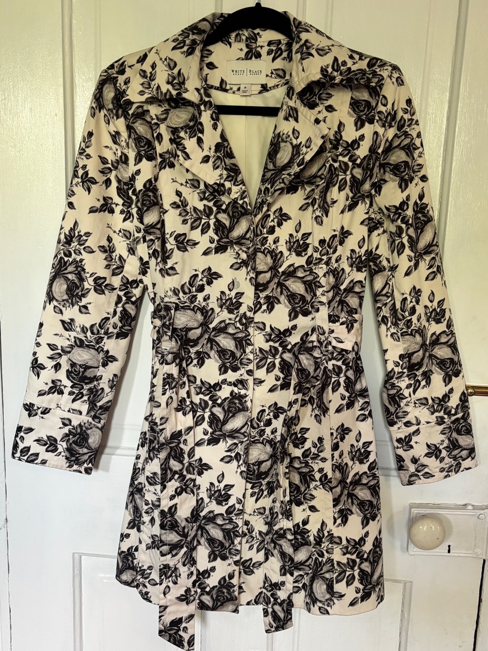 White House Black Market Trench Coat M - Picture 2 of 7